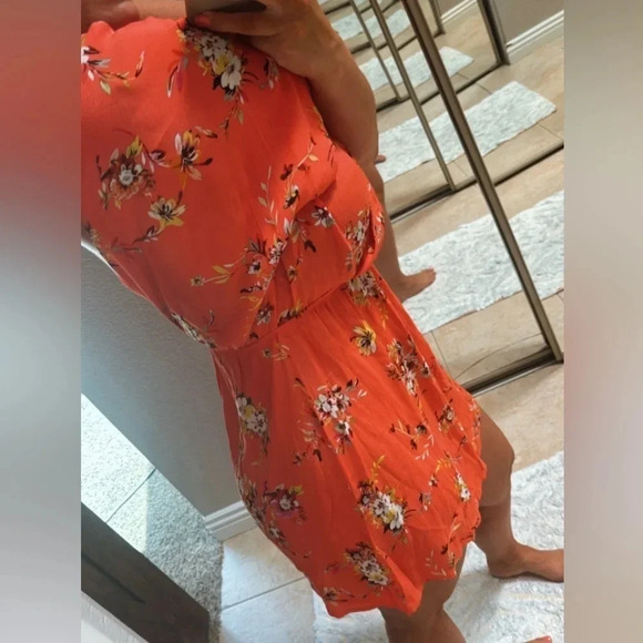 Obey floral V-neck mini dress - Picture 4 of 5